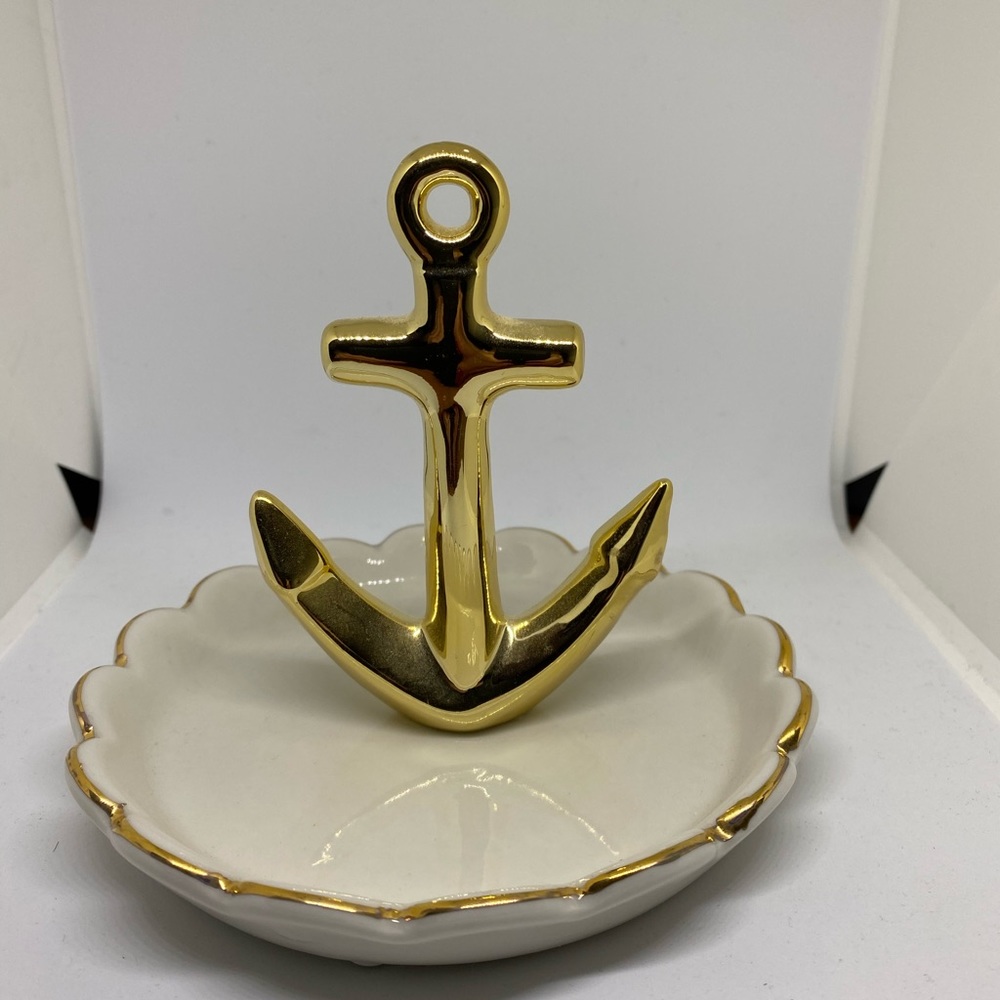 Anchor Ring Holder